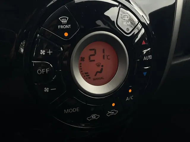 Nissan Note 1.2 Connect Edition // 72.000km !! 2014 Benzine 20