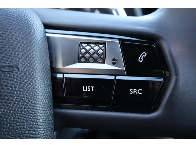 DS DS 7 Crossback 1.2 PureTech Business 2020 Benzine 13