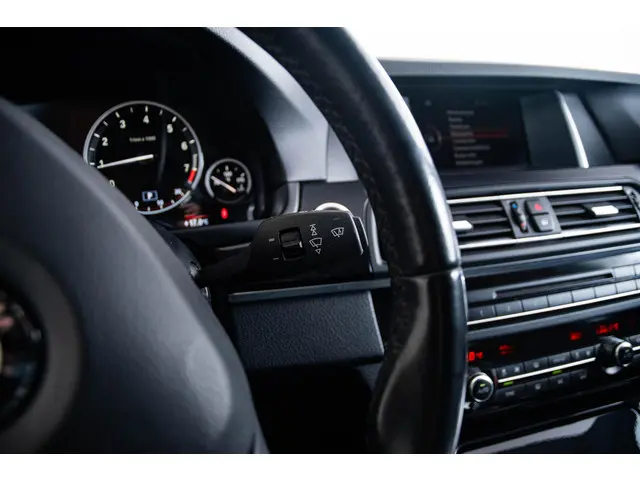 BMW 5 Serie 520i Executive 2016 Benzine 30