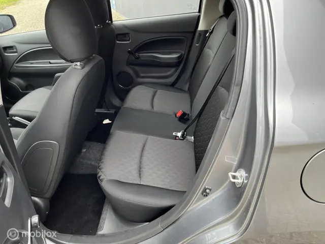Mitsubishi Space Star 1.2 Connect+ 2023 Benzine 6