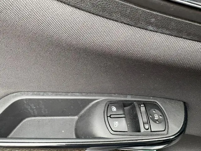 Opel Corsa 1.2 2016 Benzine 15
