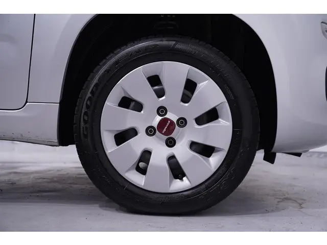 Fiat Panda 0.9 TwinAir Popstar 2018 Benzine 17