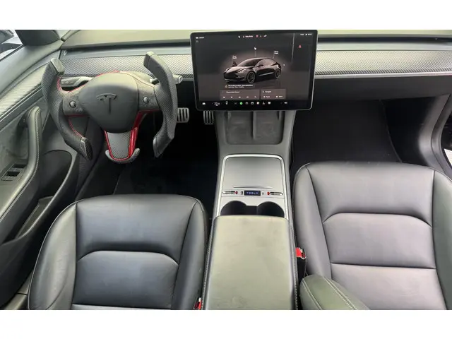 Tesla Model 3 Performance AWD 75 kWh 2023 Elektrisch 22