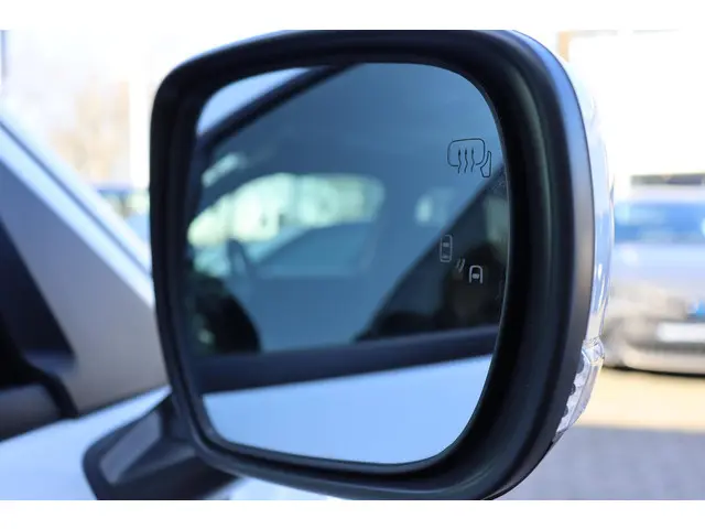 Toyota Urban Cruiser Executive 61 kWh, 2026 Elektrisch 12