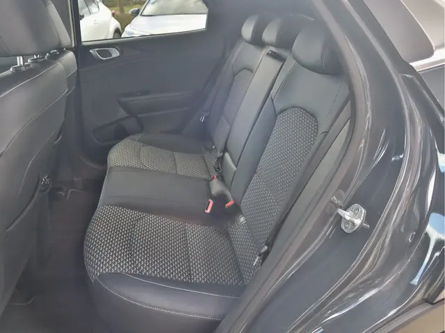 Kia XCeed 1.0 T-GDi DynamicPlusLine 2022 Benzine 22