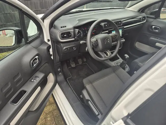 Citroën C3 1.2 PureTech Feel 2020 Benzine 9