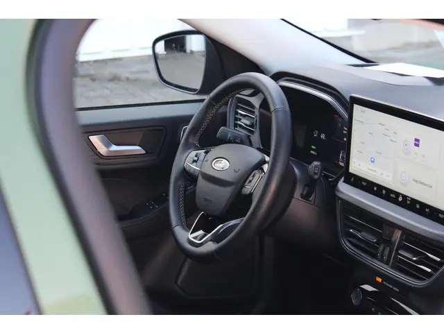 Ford Kuga 2.5 FHEV Active X 2024 Hybride Benzine 34