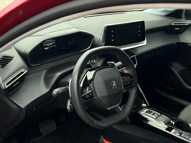 Peugeot 208 1.2 PureTech Allure 2023 Benzine 4