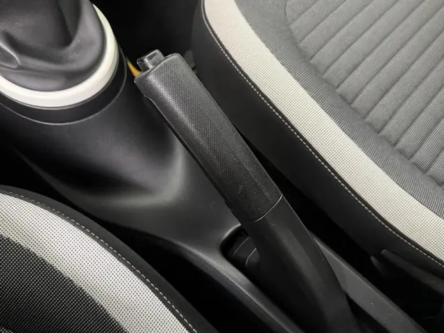 Renault Twingo 1.0 SCe Collection 2016 Benzine 27