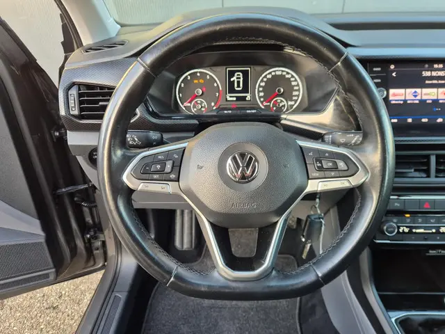 Volkswagen T-Cross 1.0 TSI Life 2019 Benzine 11