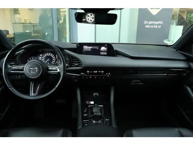 Mazda 3 2.0 e-SkyActiv-X M Hybrid 180 Luxury 2021 Benzine 14
