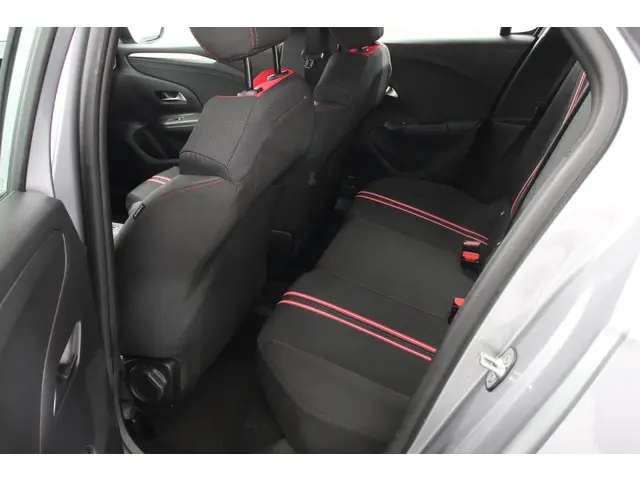 Opel Corsa 1.2 100pk turbo GS Line 2023 Benzine 11