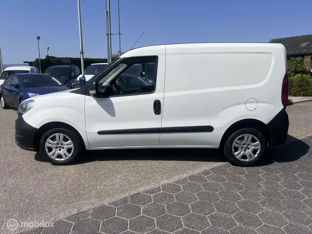 Fiat Doblò Cargo 1.3 MJ L1H1 Actual 139211 km 2017 Diesel 3