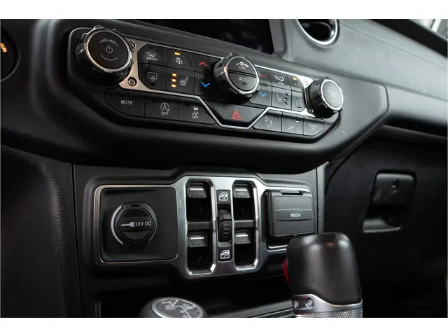 Jeep Wrangler Unlimited 3.6 2020 Benzine 16