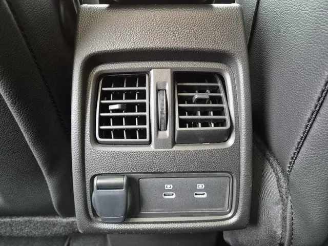 Mitsubishi Grandis 1.8 HEV Instyle 2025 Hybride Benzine 39