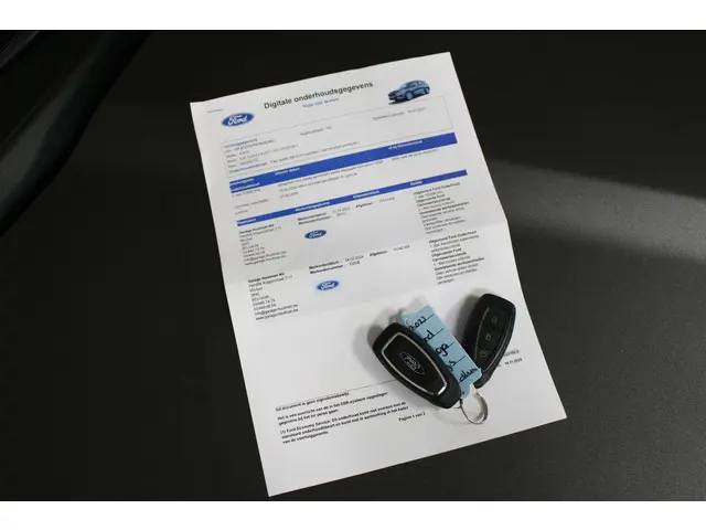 Ford Kuga 2.5 PHEV Vignale 2023 Hybride Benzine 44