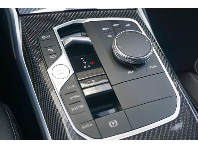 BMW 3 Serie Sedan 320e 2023 Hybride Benzine 11