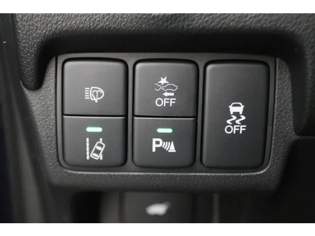 Honda CR-V 2.0 4WD Executive 2017 Benzine 36