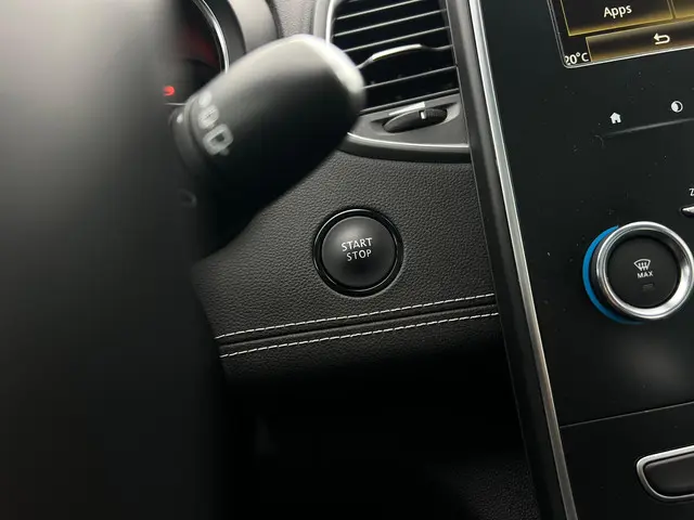 Renault Scénic 1.3 TCe 140 EDC Intens 2022 Benzine 19