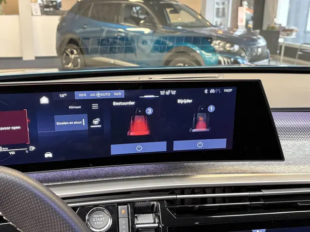 Peugeot 3008 1.2 Hybrid 145 GT 2025 Hybride Benzine 15