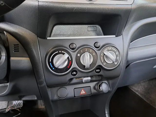 Suzuki Alto 1.0 Comfort EASSS 2013 Benzine 10