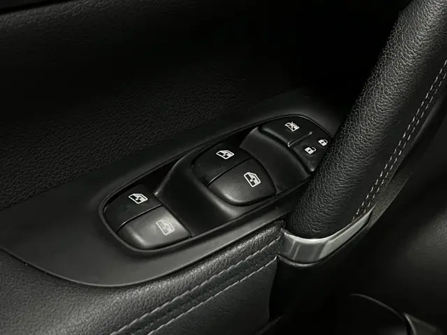 Nissan QASHQAI 1.2 Tekna 2018 Benzine 16