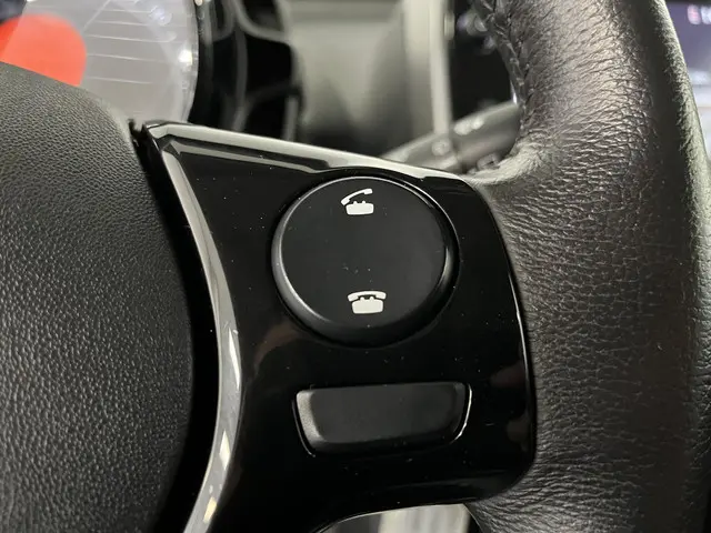 Toyota Aygo 1.0 VVT-i x-play 2022 Benzine 27
