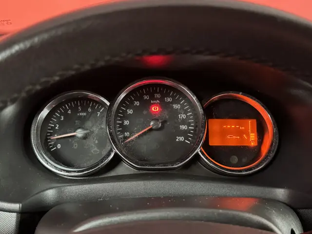 Dacia Logan MCV 0.9 TCe Lauréate 2016 Benzine 32