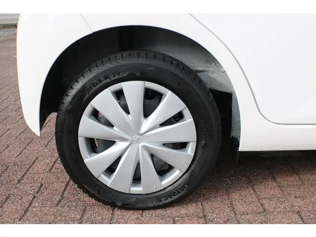 Toyota Aygo 1.0 VVT-i x-fun 2022 Benzine 9