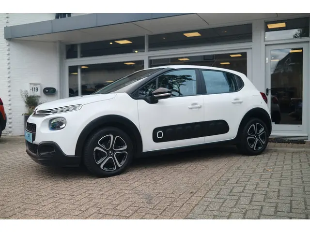 Citroën C3 PT 110 Feel Automaat-6 2018 Benzine 2