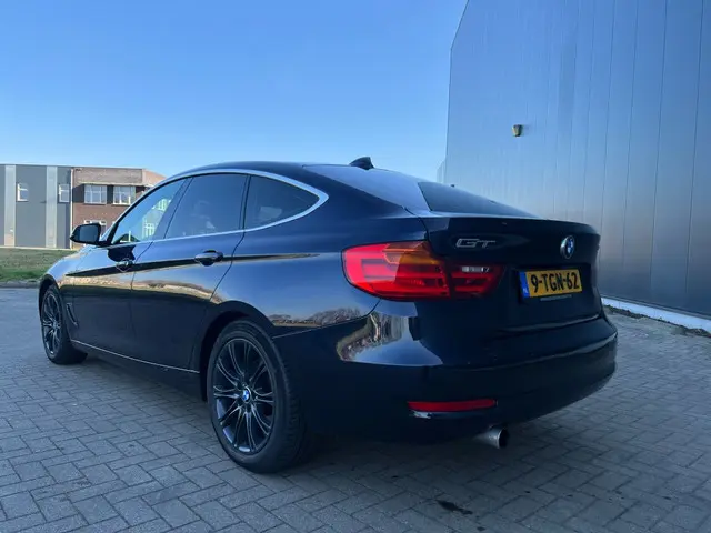 BMW 3 Serie Gran Turismo 320i High Executive 2014 Benzine 6