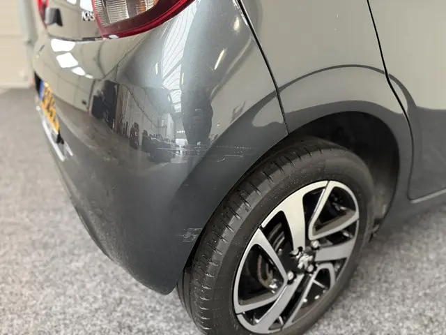 Peugeot 108 1.0 e-VTi Allure 2018 Benzine 43
