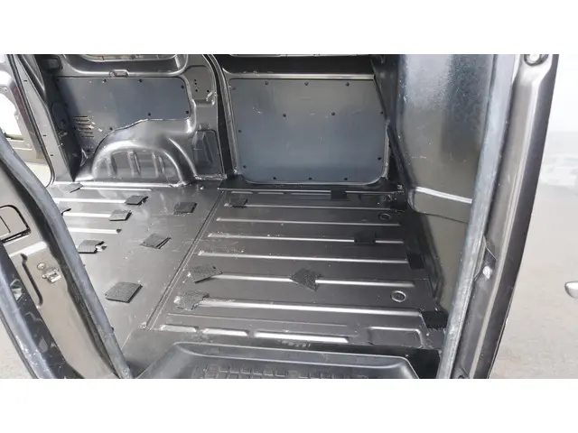 Peugeot Expert 2.0 122PK BlueHDI 120 Premium 2019 Diesel 34