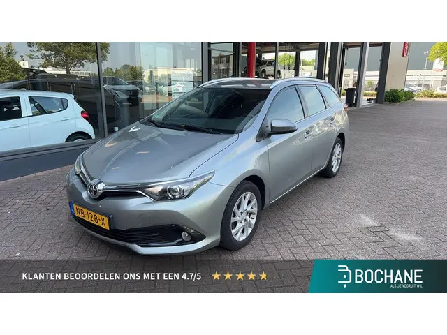 Toyota Auris Touring Sports 1.2T Aspiration 2017 Benzine