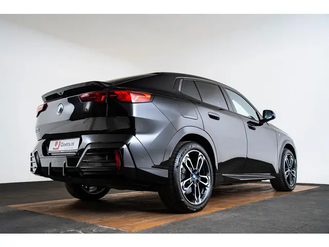 BMW iX2 xDrive30 67 kWh 2024 Elektrisch 7