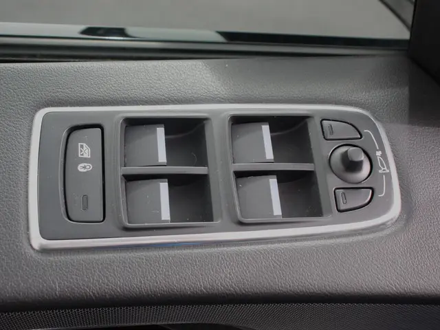Jaguar F-PACE 5.0 V8 AWD SVR 551 pk 2019 Benzine 13