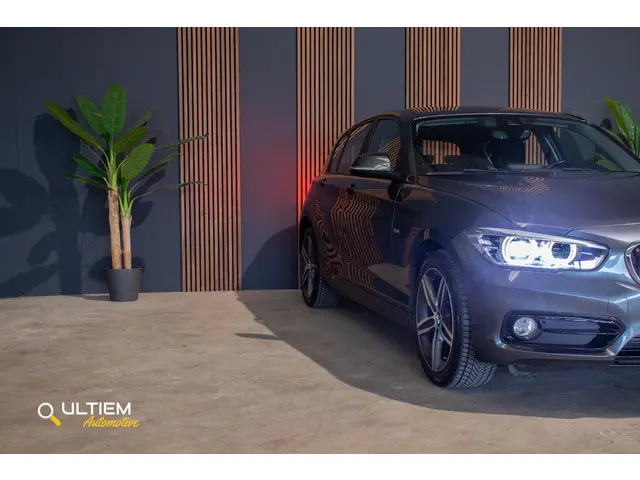 BMW 1 Serie 118i 2016 Benzine 21