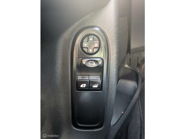 Citroën C3 1.2 VTi Collection 2013 Benzine 17