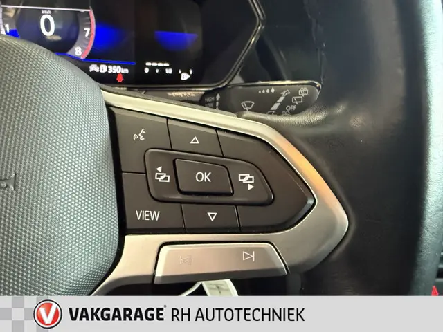 Volkswagen T-Cross 1.0 TSI Life 2022 Benzine 12