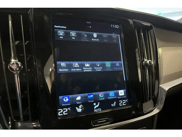 Volvo V90 T4 190pk R-Design 2018 Benzine 27