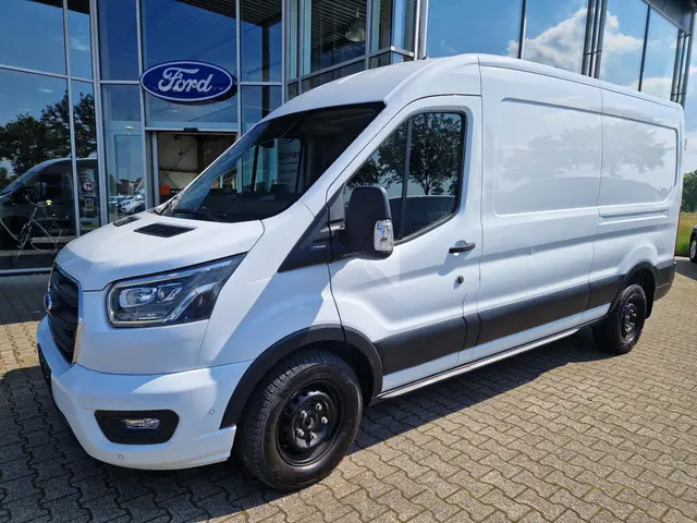 Ford Transit 350 2.0 TDCI L3H2 Limited 2021 Diesel 12