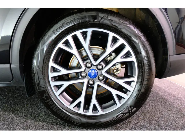 Ford Kuga 2.5 PHEV Titanium 2020 Hybride Benzine 26