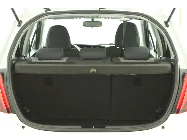 Toyota Yaris 1.5 Hybrid Lease 2015 Hybride Benzine 23