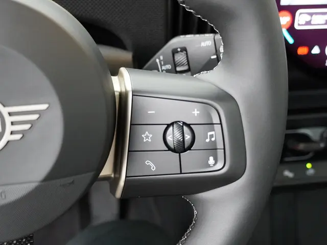 MINI 5-Deurs Cooper C 2026 Benzine 22