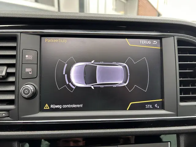 SEAT Leon 1.4 EcoTSI FR Business Intense 2017 Benzine 19