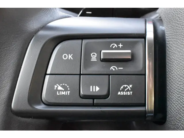 Citroën C4 Puretech EAT8 Shine 2021 Benzine 15