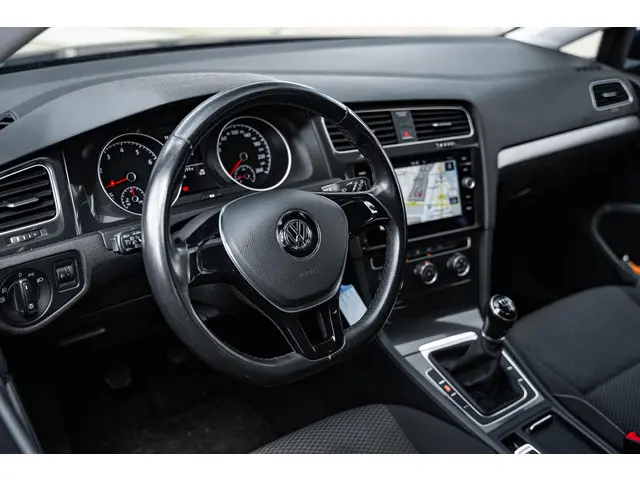 Volkswagen Golf 1.0 TSI Trendline 2017 Benzine 11