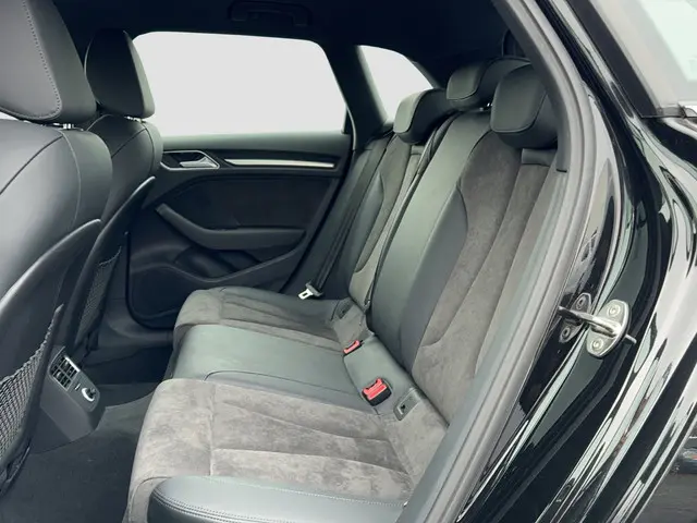 Audi A3 40 e-tron Sport 2019 Hybride Benzine 22