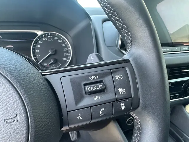 Nissan QASHQAI 1.3 MHEV 2023 Hybride Benzine 25