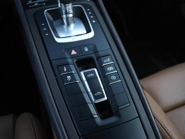 Porsche 911 3.0 Targa 4S 2017 Benzine 27